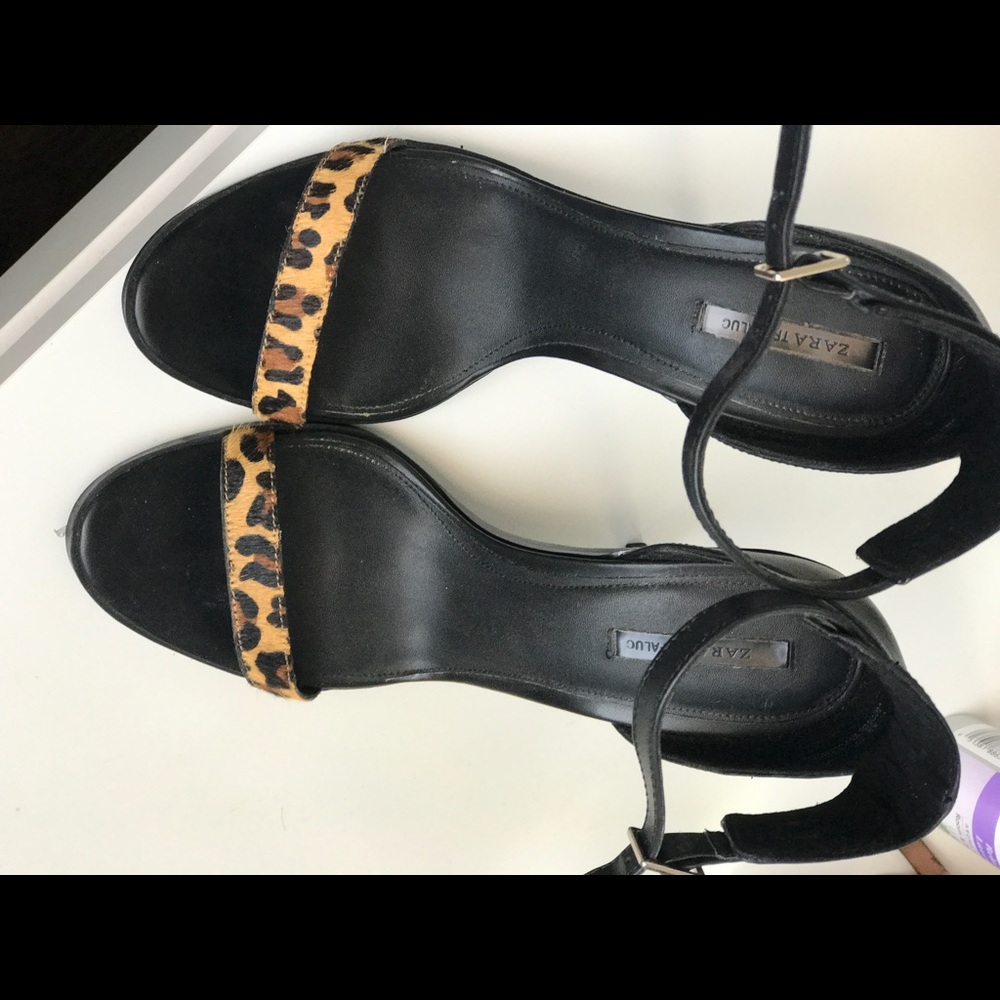 Zara animal print minimalist sandal 37